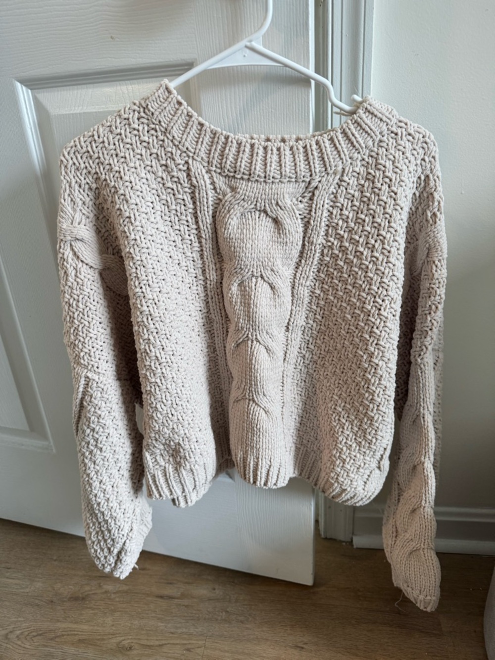 Jolie Chunky Cable Knit Sweater - Cream